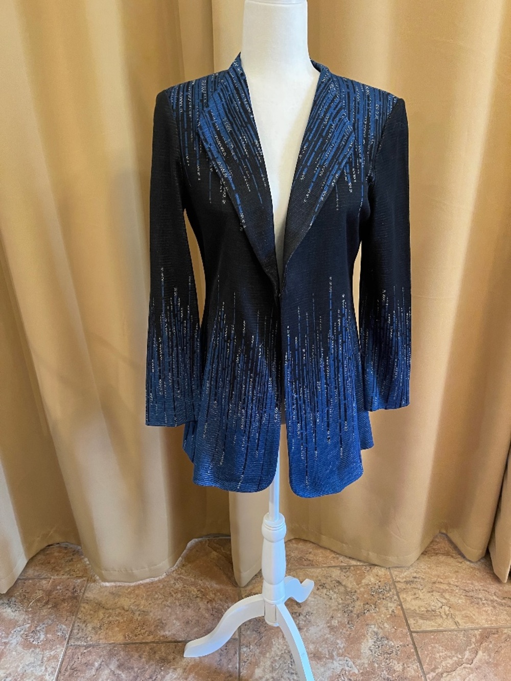 NEW! Mistook Black, Blue Metallic Luxe Knit Jacket, Blazer, Cardigan Size XS